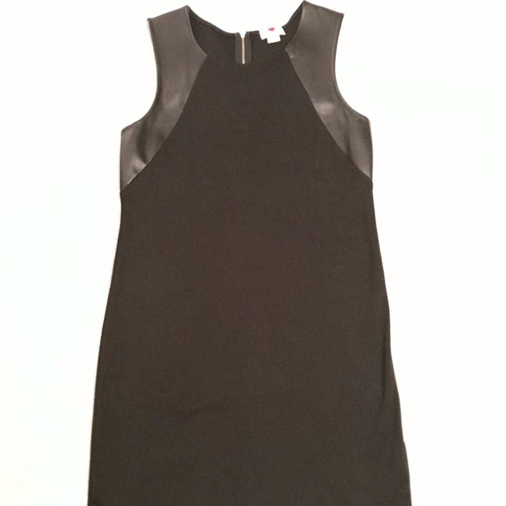 Little Black Dress (LBD)